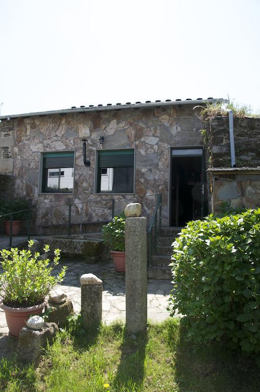 Albergue Los Blasones サリア エクステリア 写真